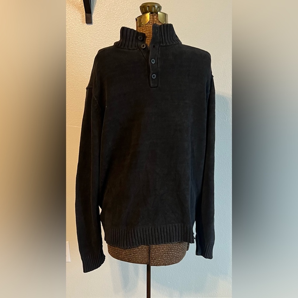 Tommy Bahama Mock Neck Quarter Button Sweater Size Large.